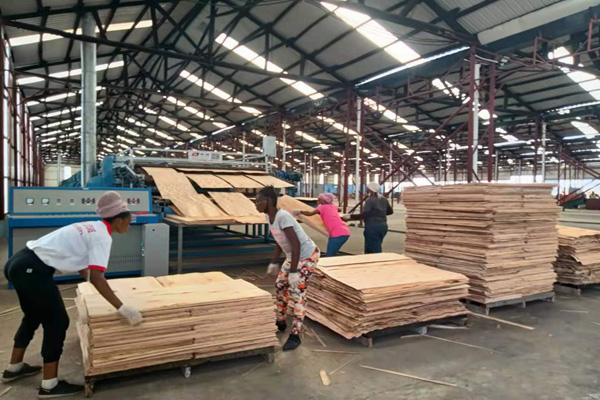 芯板秋葵视频污在线观看